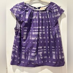 MICHAEL Michael Kors Purple Patterned cap sleeve top.